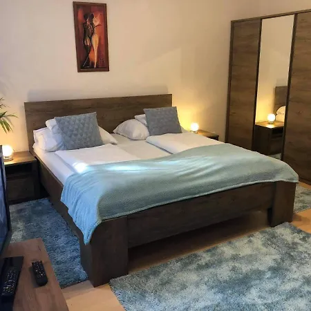 Heviz Lake Apartman アパート ヘーヴィーズ